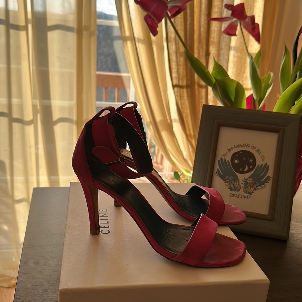 CELINE Fuchsia Suede Sandals‎ EUR 39